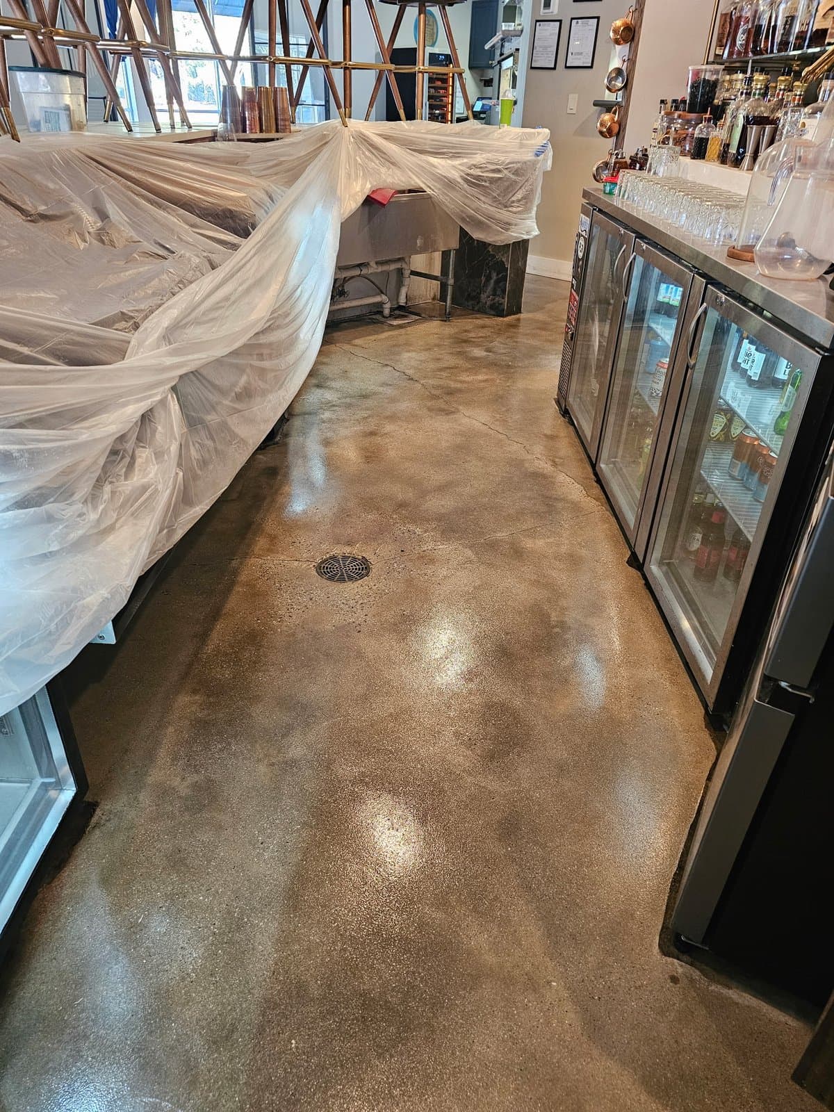 Restaurant & Bar